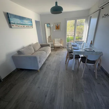 Apartament Le Club Des Cigales
