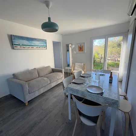 Le Club Des Cigales *