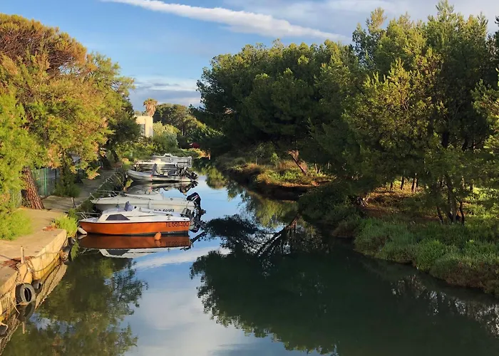 Le Club Des Cigales Hyères